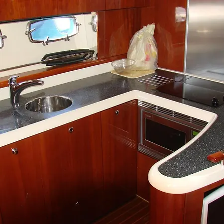 Båthotell Fairline 52 Targa *
